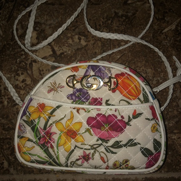 New in box Gucci compact handbag - Picture 2 of 10